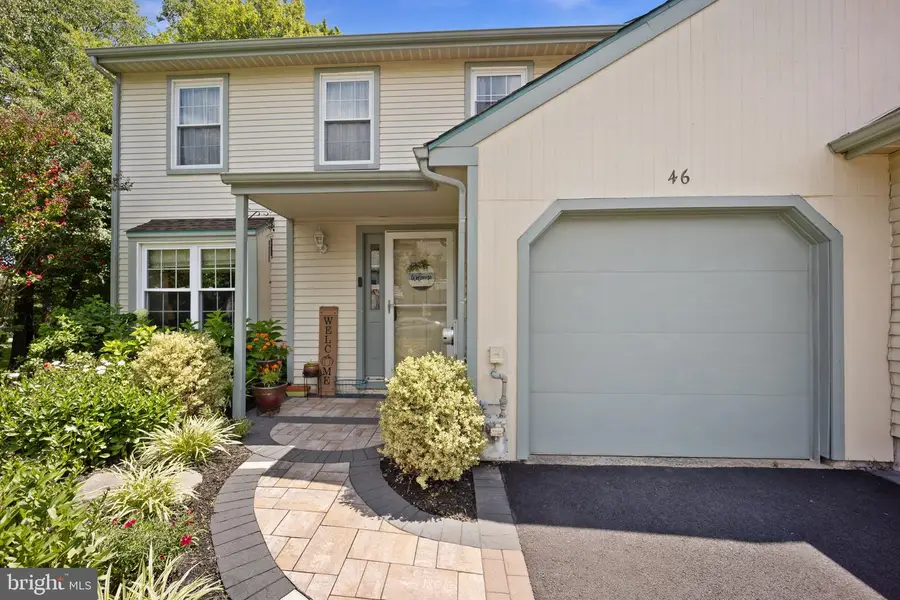 46 Laurel Cir, Newtown, PA 18940 - #2