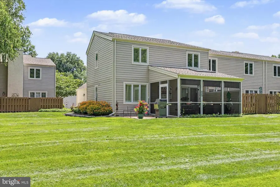 525 Portsmouth Ct, Doylestown, PA 18901 - #2