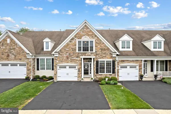 110 Reagan Dr, SELLERSVILLE, PA 18960