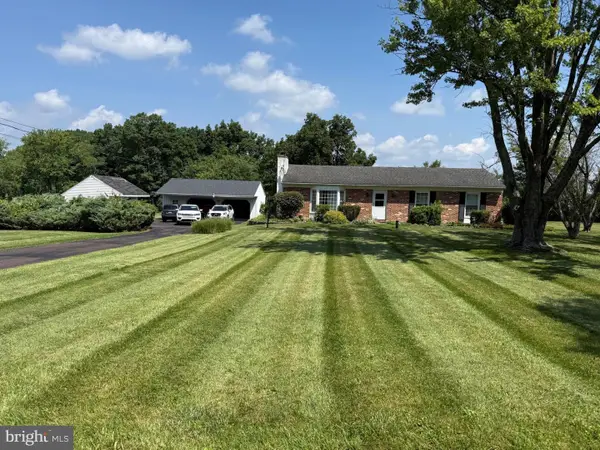 150 Irish Meetinghouse Rd, PERKASIE, PA 18944