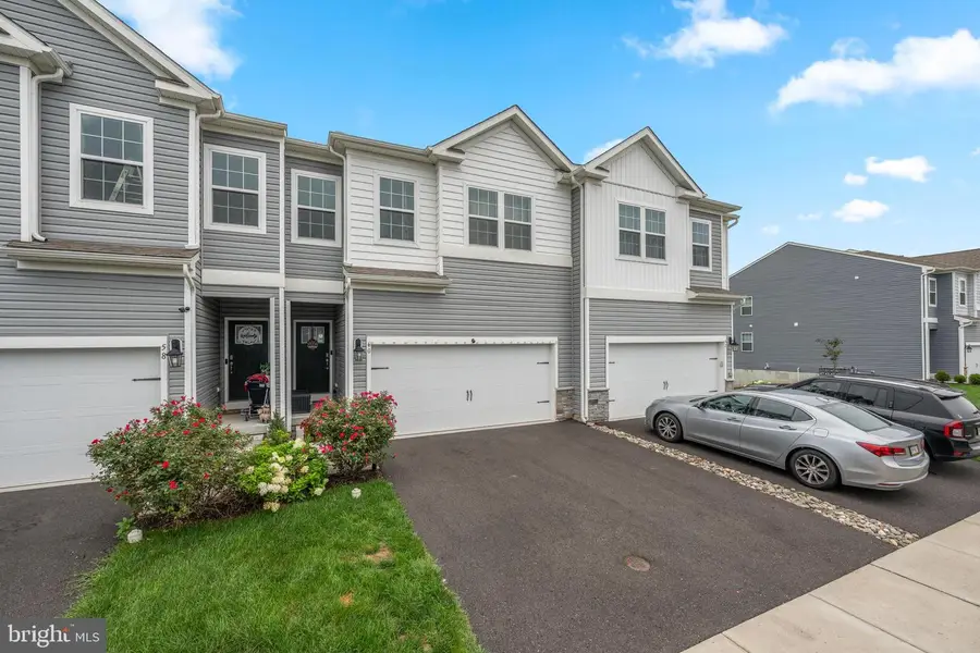 60 Fonthill Ct, Quakertown, PA 18951 - #2
