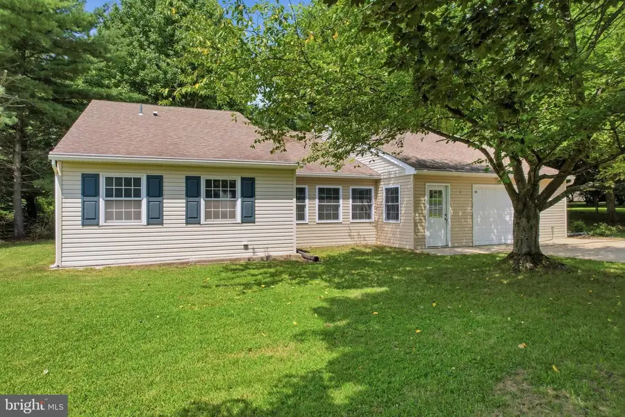 300 New Rd, Southampton, PA 18966 - #2