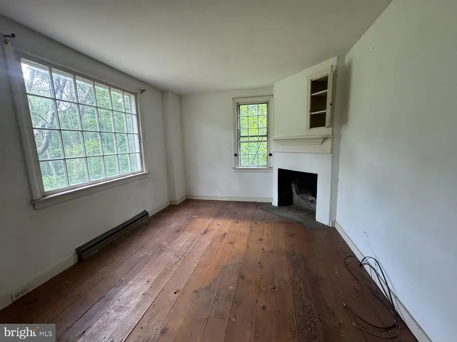 1354 Oxford Valley Rd, Yardley, PA 19067 - #3