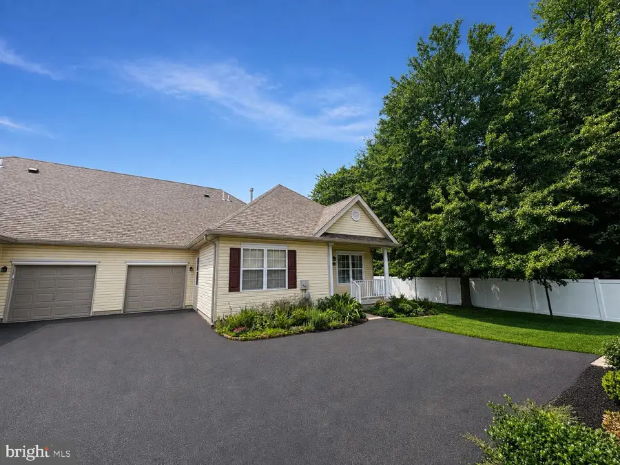 14 Regents Ct, Bensalem, PA 19020 - #2