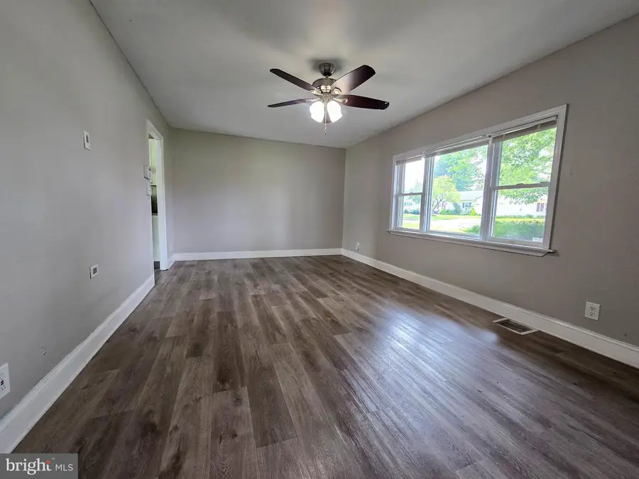 224 Guilford Rd, Fairless Hills, PA 19030 - #3