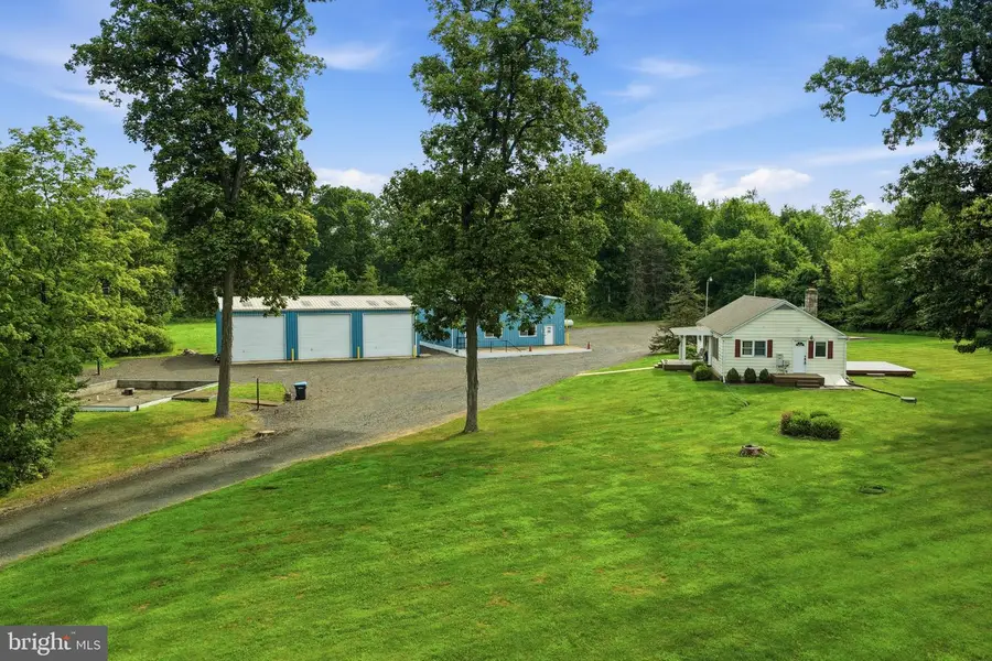 563 Deep Run Rd, Perkasie, PA 18944 - #2