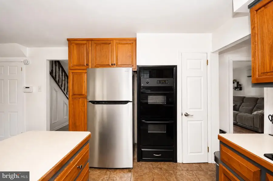 1091 Log College Dr, Warminster, PA 18974 - #3