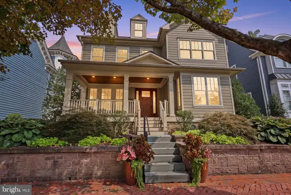 117 N State St, NEWTOWN, PA 18940