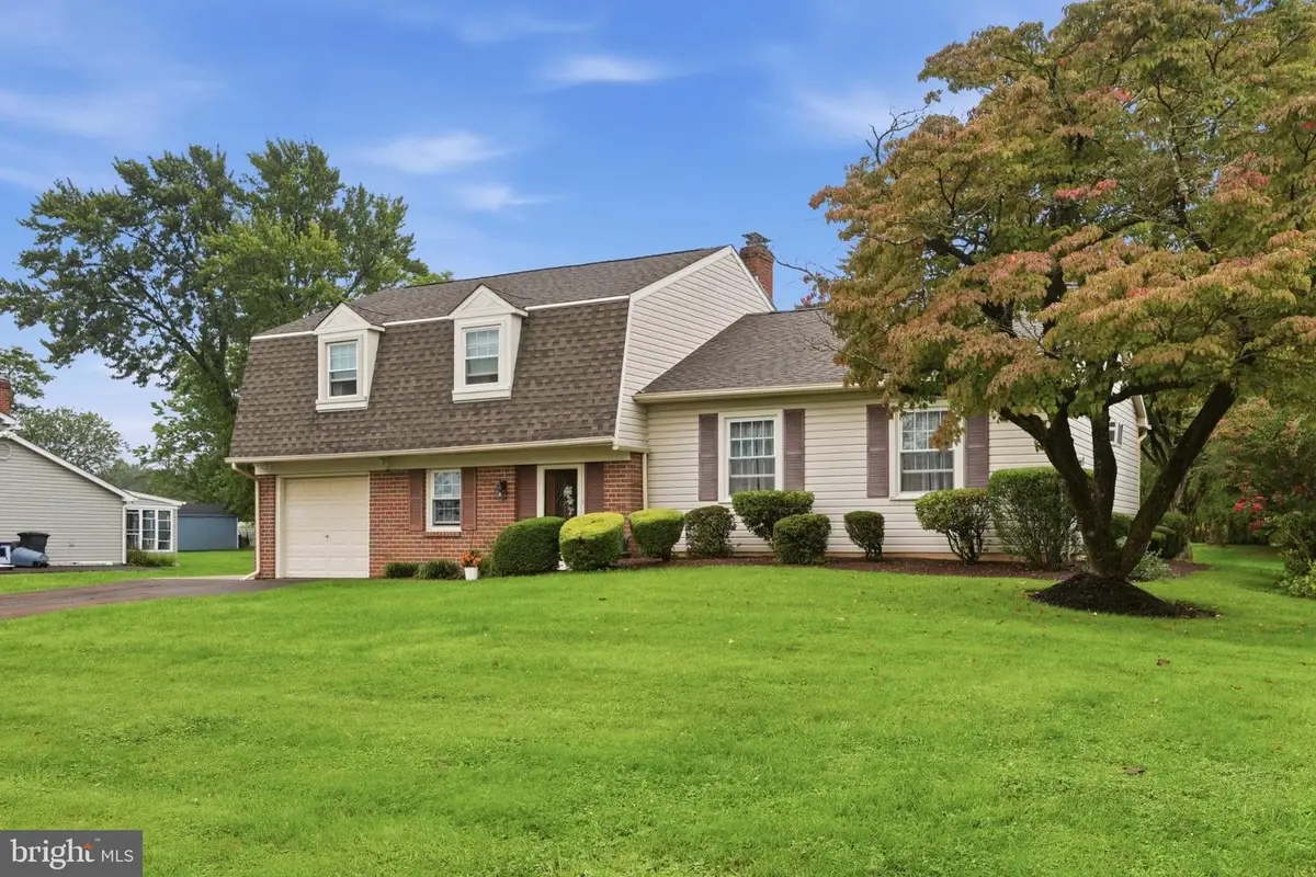 83 School House Rd, Southampton, PA 18966 - #1
