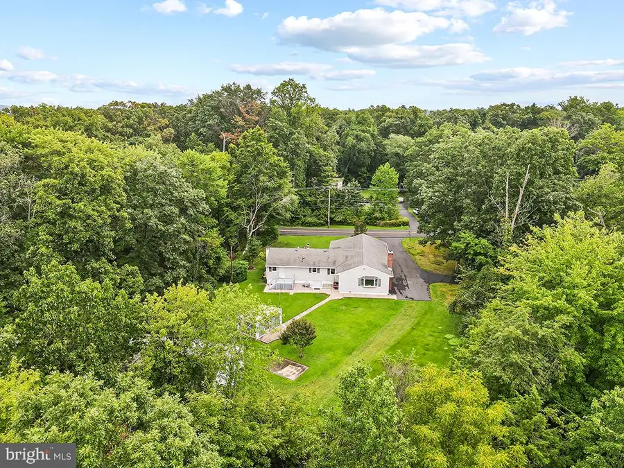 929 Creamery Rd, Newtown, PA 18940 - #3