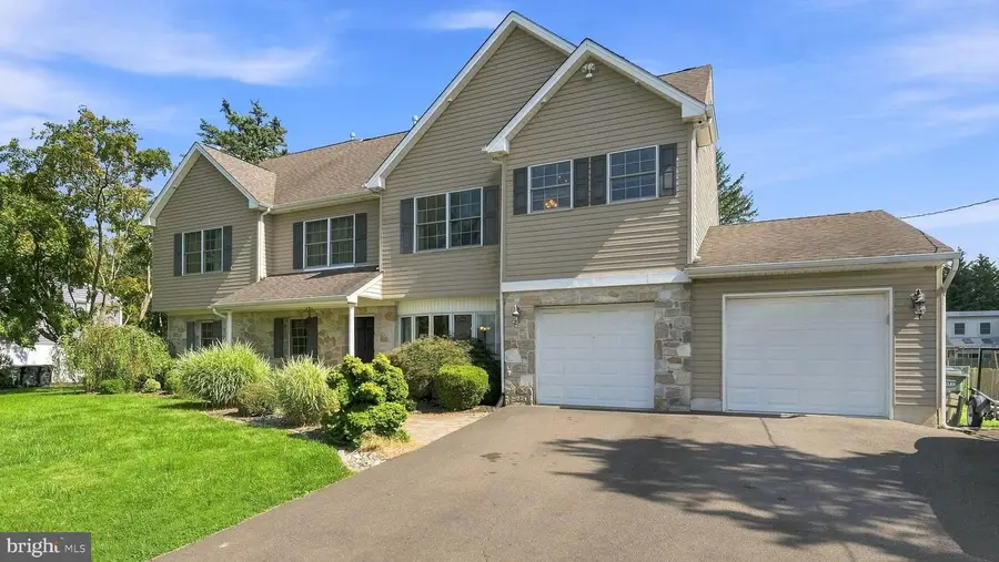 539 Fairhill Dr, Churchville, PA 18966 - #2