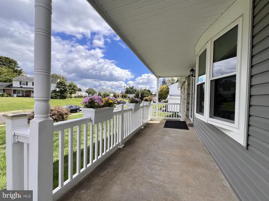412 Hancock Rd, Warminster, PA 18974 - #3