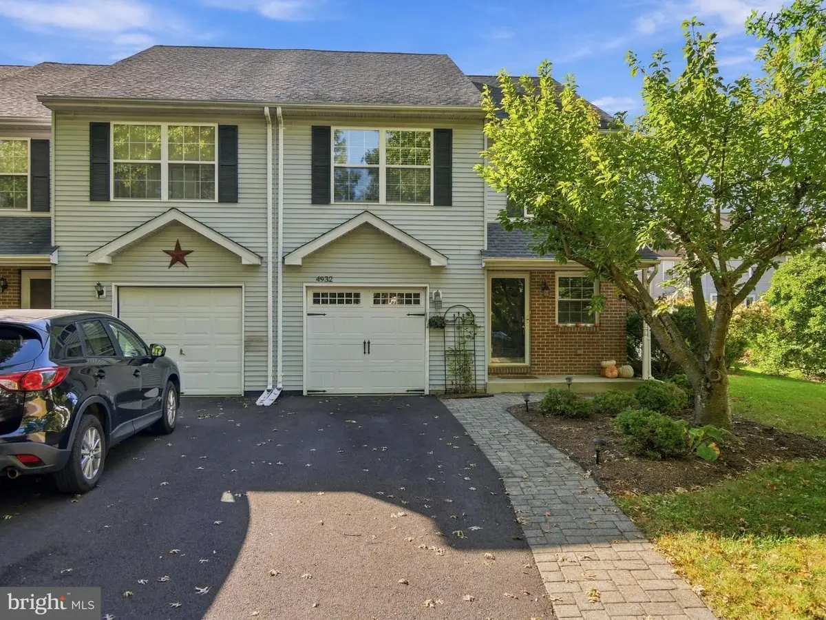 4932 Tall Cedar Ct, Pipersville, PA 18947 - #1
