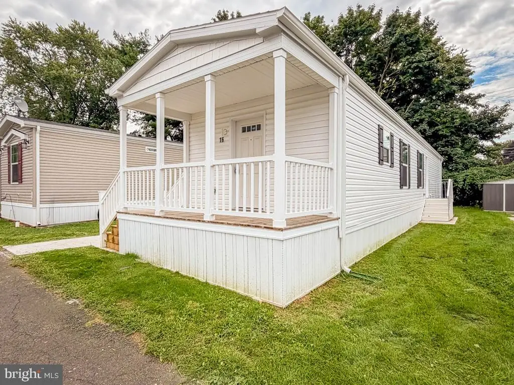 16 Kennedy Dr, Fairless Hills, PA 19030 - #1