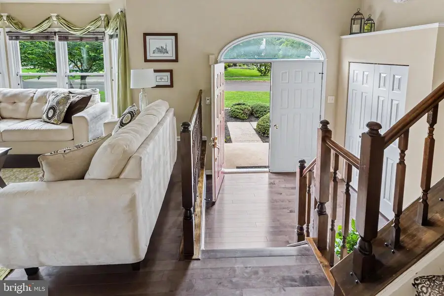 13 Snapdragon Dr, Newtown, PA 18940 - #3