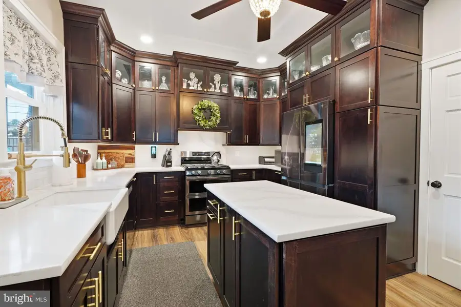 7105 Riverview Ave, Bristol, PA 19007 - #2