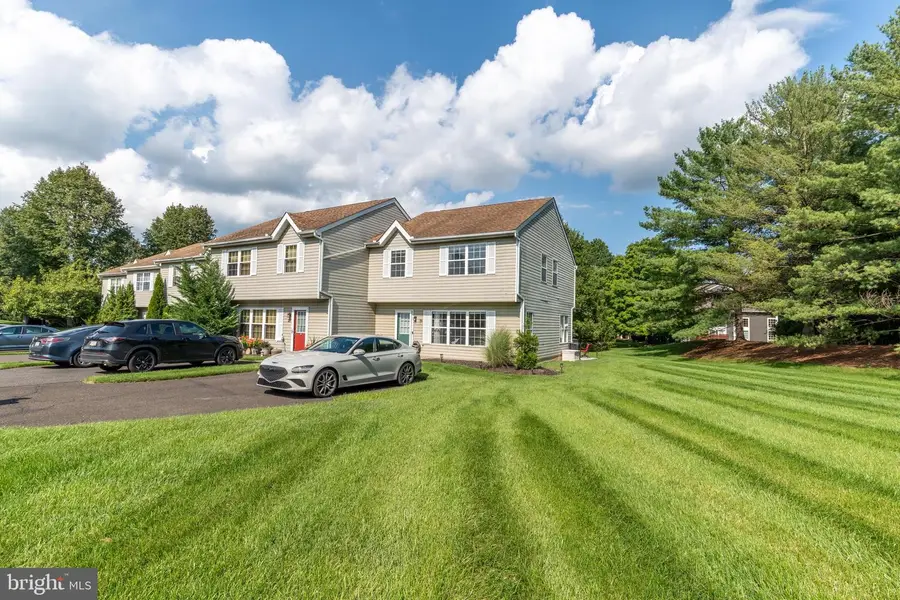 19 Jennifer Dr, Chalfont, PA 18914 - #2