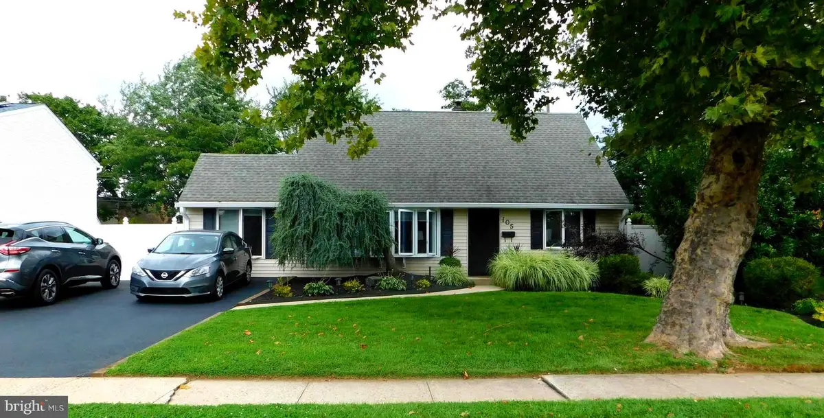 105 Queen Lily Rd, Levittown, PA 19057 - #1