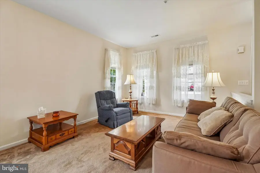 1124 Sterling St, Warwick, PA 18974 - #2