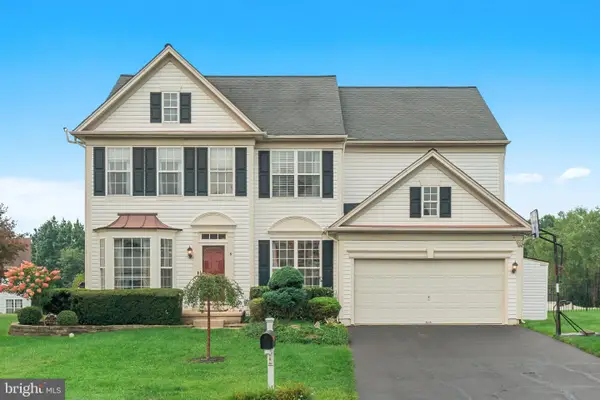 6 Eleanor Way, NEWTOWN, PA 18940