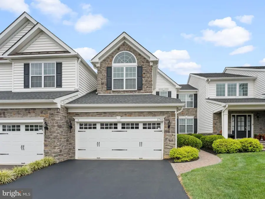 1746 Locust Dr, Yardley, PA 19067 - #3