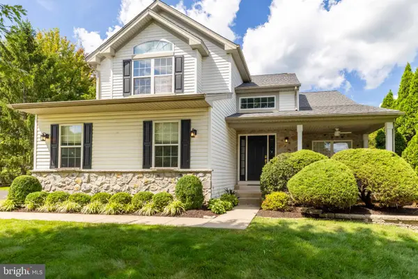 212 Somerset Cir, CHALFONT, PA 18914