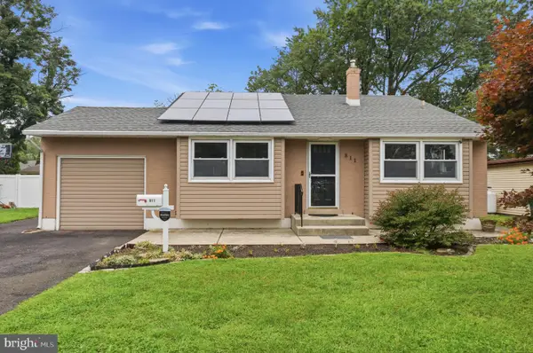 811 Arthur Ave, BRISTOL, PA 19007