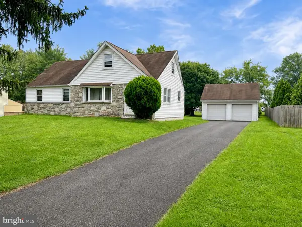 222 Holly Hill Rd, RICHBORO, PA 18954