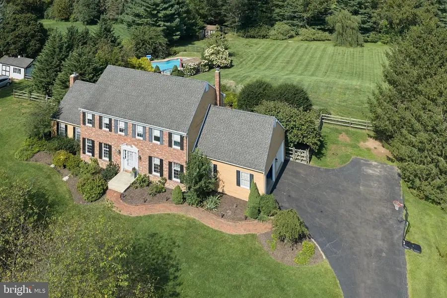 3173 Antler Dr, Buckingham, PA 18902 - #2