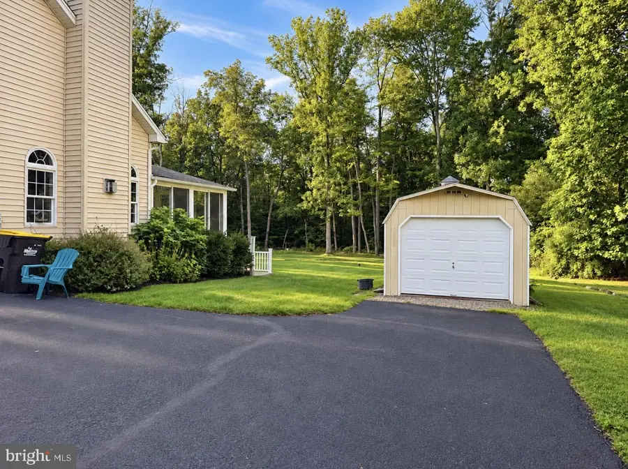 7915 Richlandtown Rd, Quakertown, PA 18951 - #3