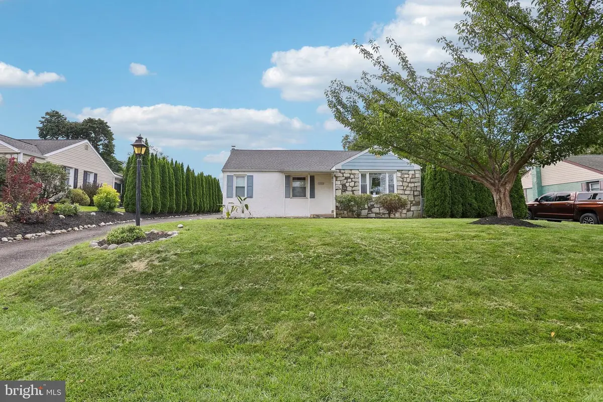 1024 Broadview Ave, Langhorne, PA 19047 - #1