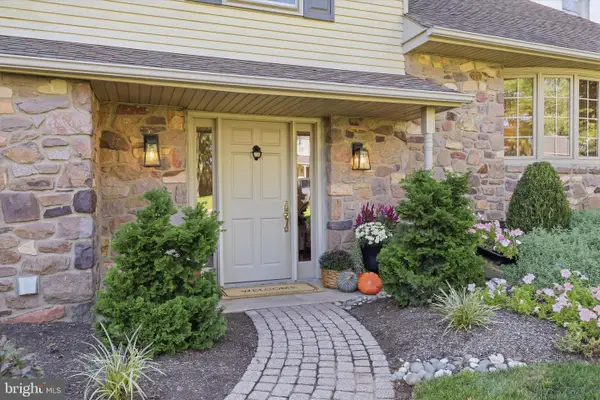 130 Andrew Dr, NEWTOWN, PA 18940