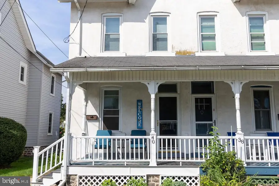 40 S 11th St, Quakertown, PA 18951 - #3