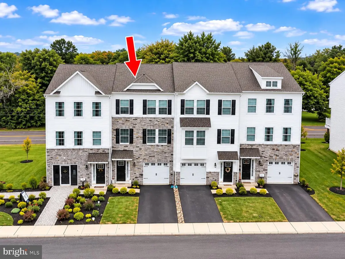 110 Bell Ct, Sellersville, PA 18960 - #1
