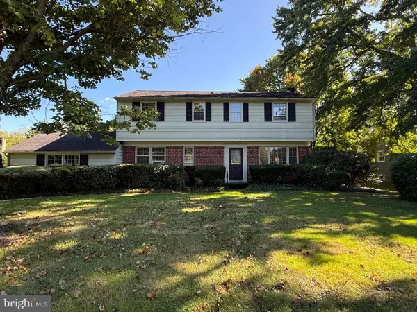 162 E Butler Ave, DOYLESTOWN, PA 18901