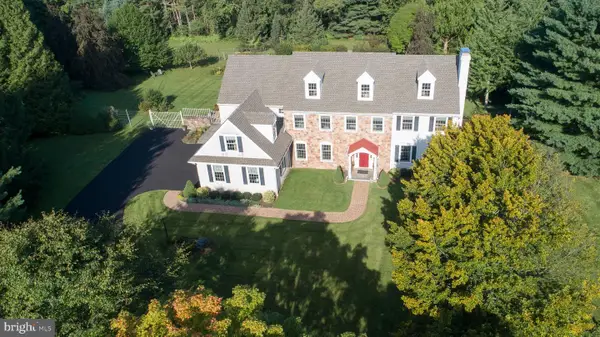 13 Crestwood Cir, NEW HOPE, PA 18938