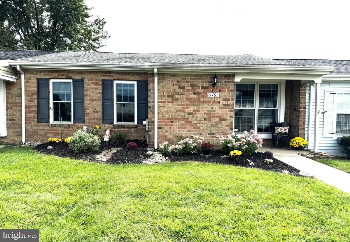 5765 Corsair Ct, Bensalem, PA 19020 - #1