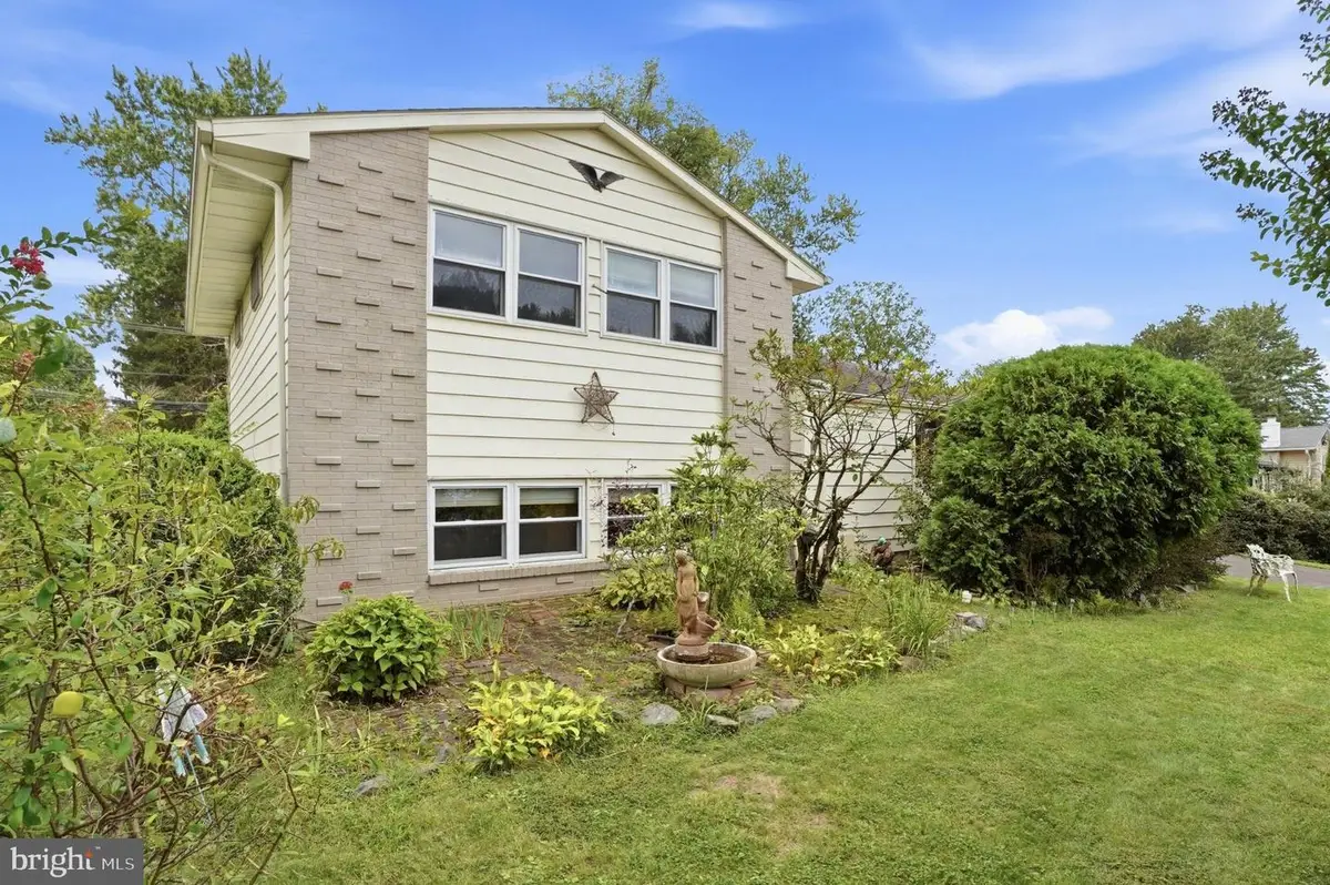 1072 Fitch Pl, Warminster, PA 18974 - #1