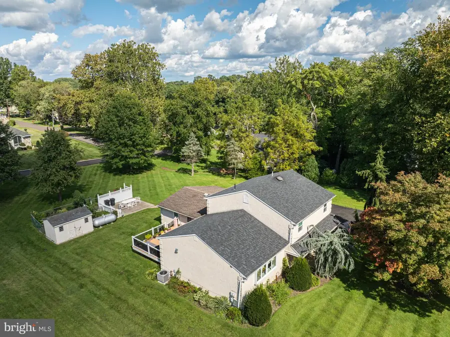 1053 Florida Ave, Bensalem, PA 19020 - #2