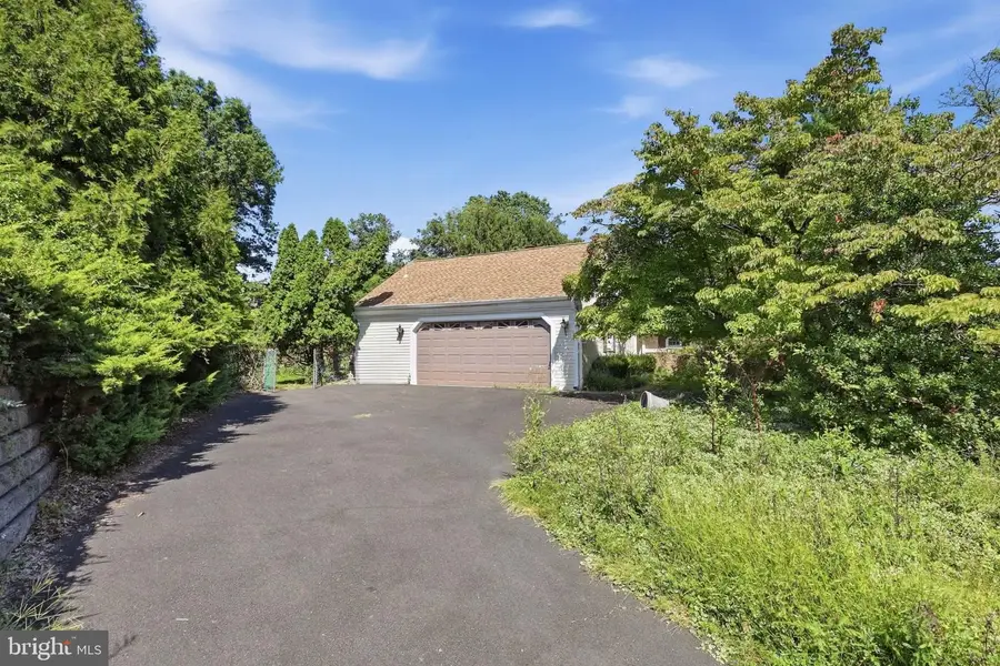 29 Mill Creek Rd Rd, Southampton, PA 18966 - #3