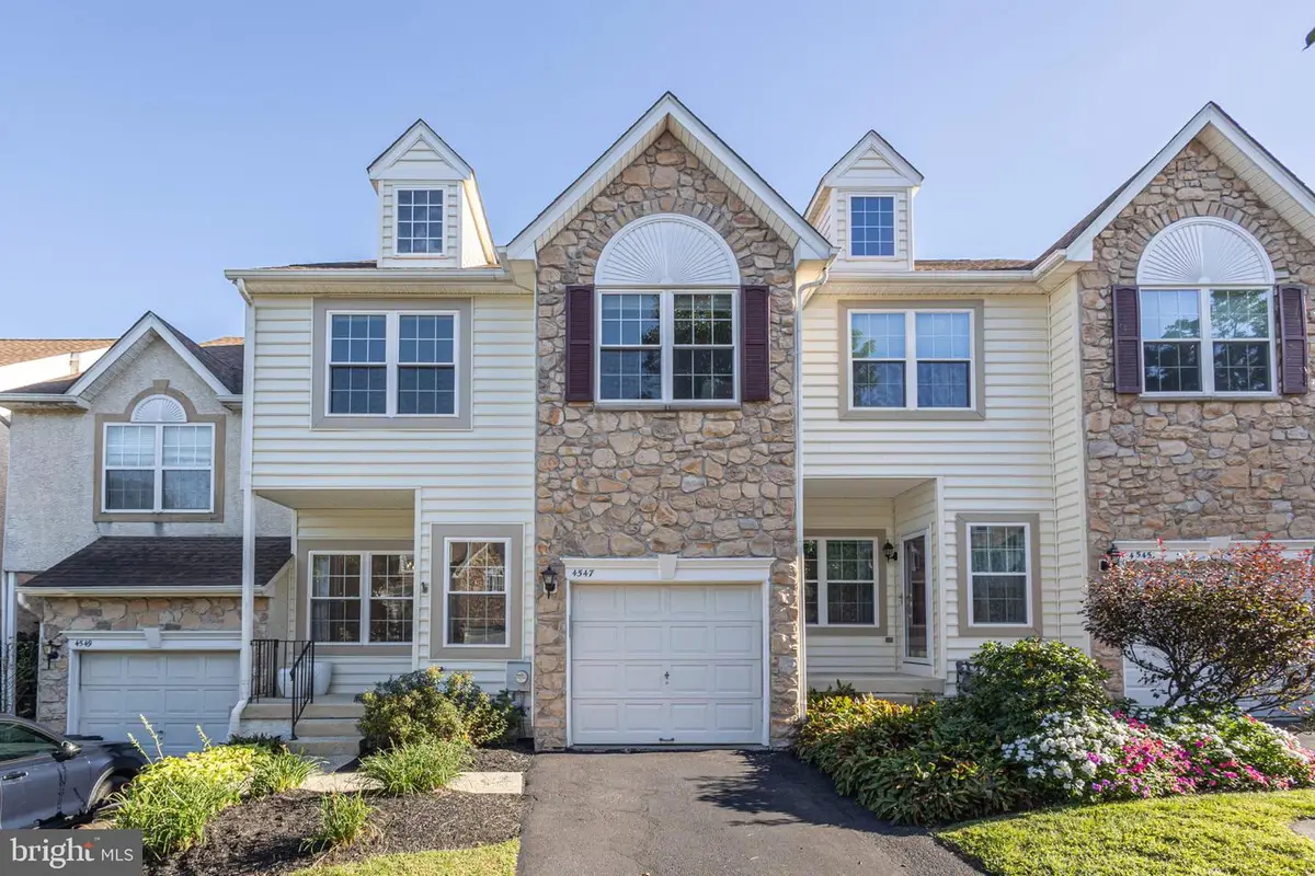 4547 Old Oak Rd, Doylestown, PA 18902 - #1
