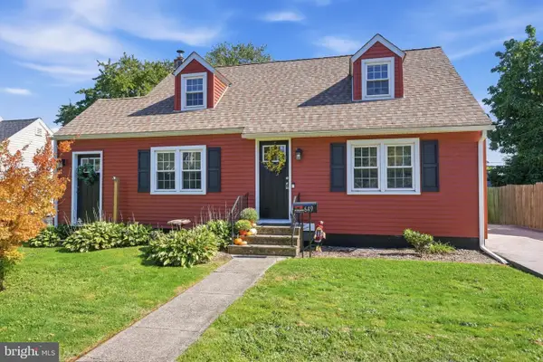 649 Hillcrest, MORRISVILLE, PA 19067