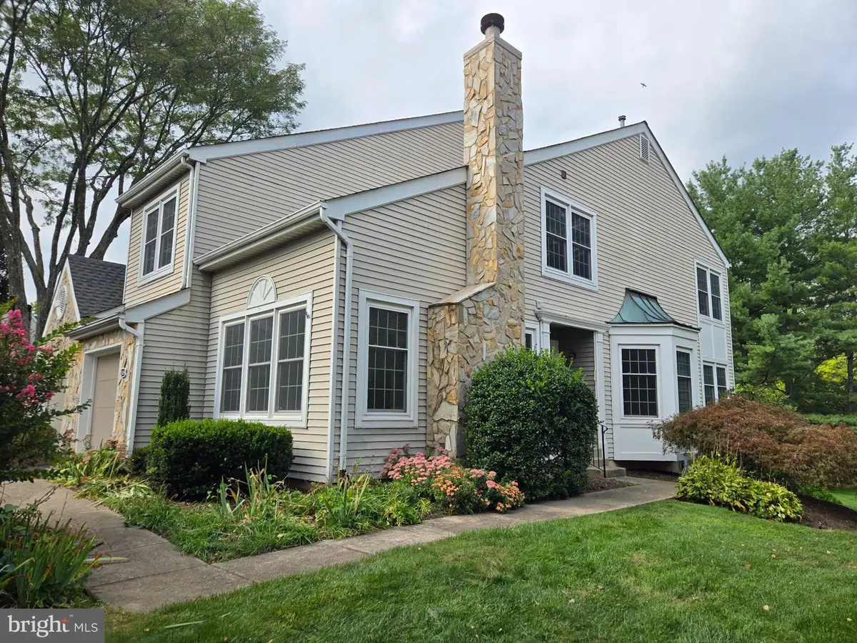 304 Eagle Ln, Doylestown, PA 18901 - #1
