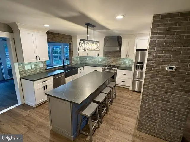 232 Midway Dr, Morrisville, PA 19067 - #3