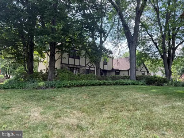 905 Hamilton Dr, YARDLEY, PA 19067