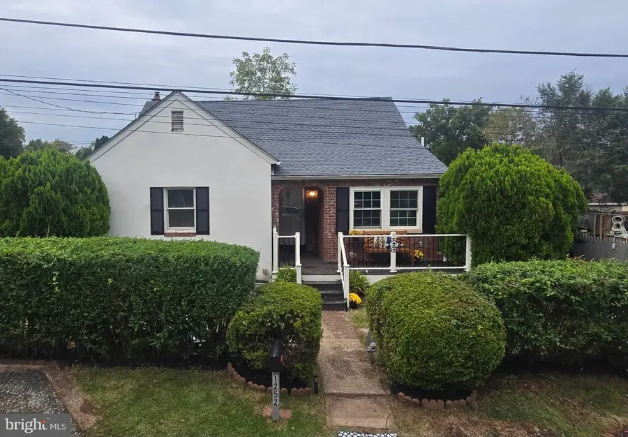 1252 Falls Ave, Feasterville Trevose, PA 19053 - #2