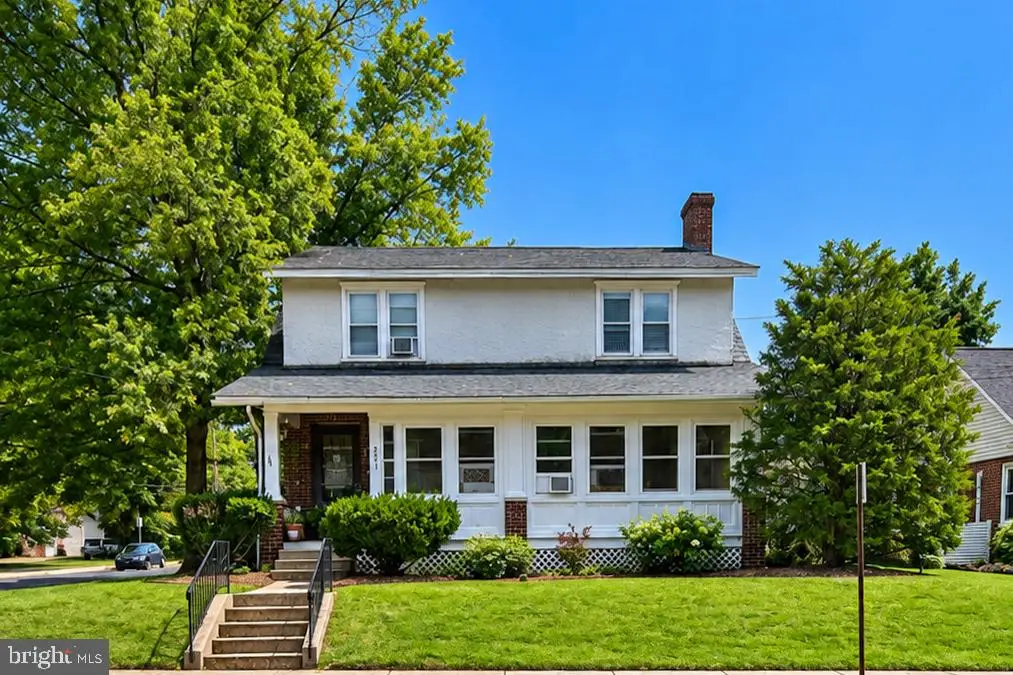 281 N Main St, Telford, PA 18969 - #1