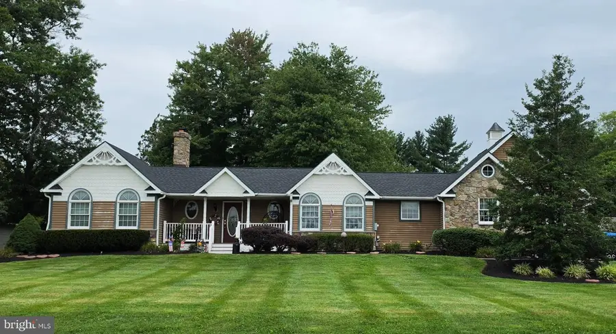 186 Folly Rd, Chalfont, PA 18914 - #2