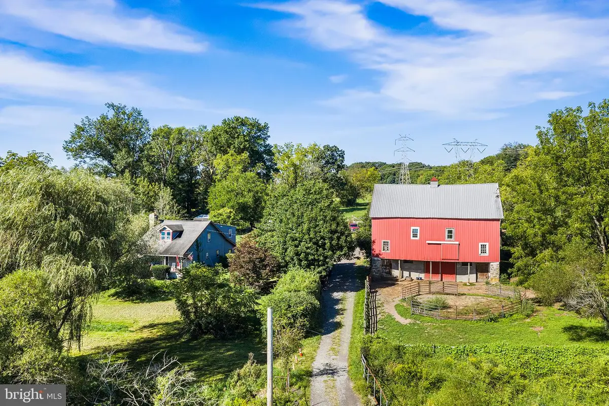 1989 Grant Rd, Coopersburg, PA 18036 - #1