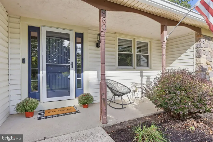 980 Pebble Hill Rd, Doylestown, PA 18901 - #2